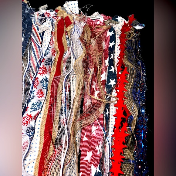 Handcrafted, vintage looking USA ribbon flag. Shells for the 4th of July! - Picture 10 of 11